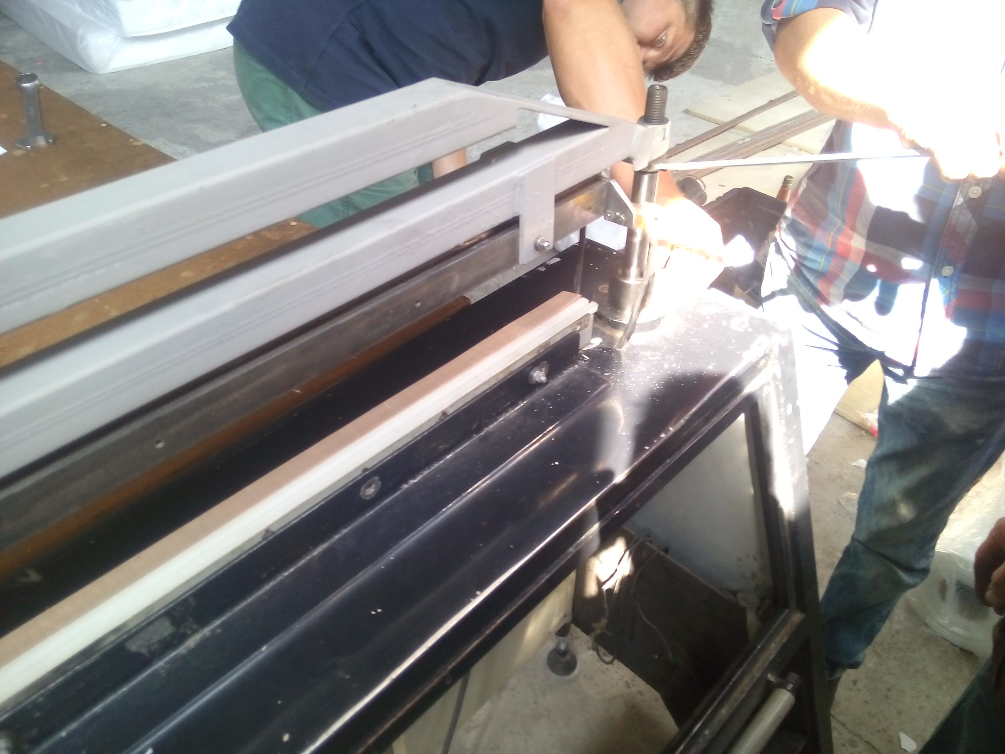 Модернизация паечного станка - установка системы отрезки плёнки с холодным резом